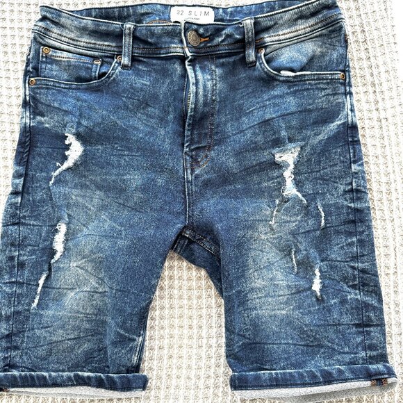 DENIM JEAN SHORTS - 32 SLIM waist - Picture 1 of 2